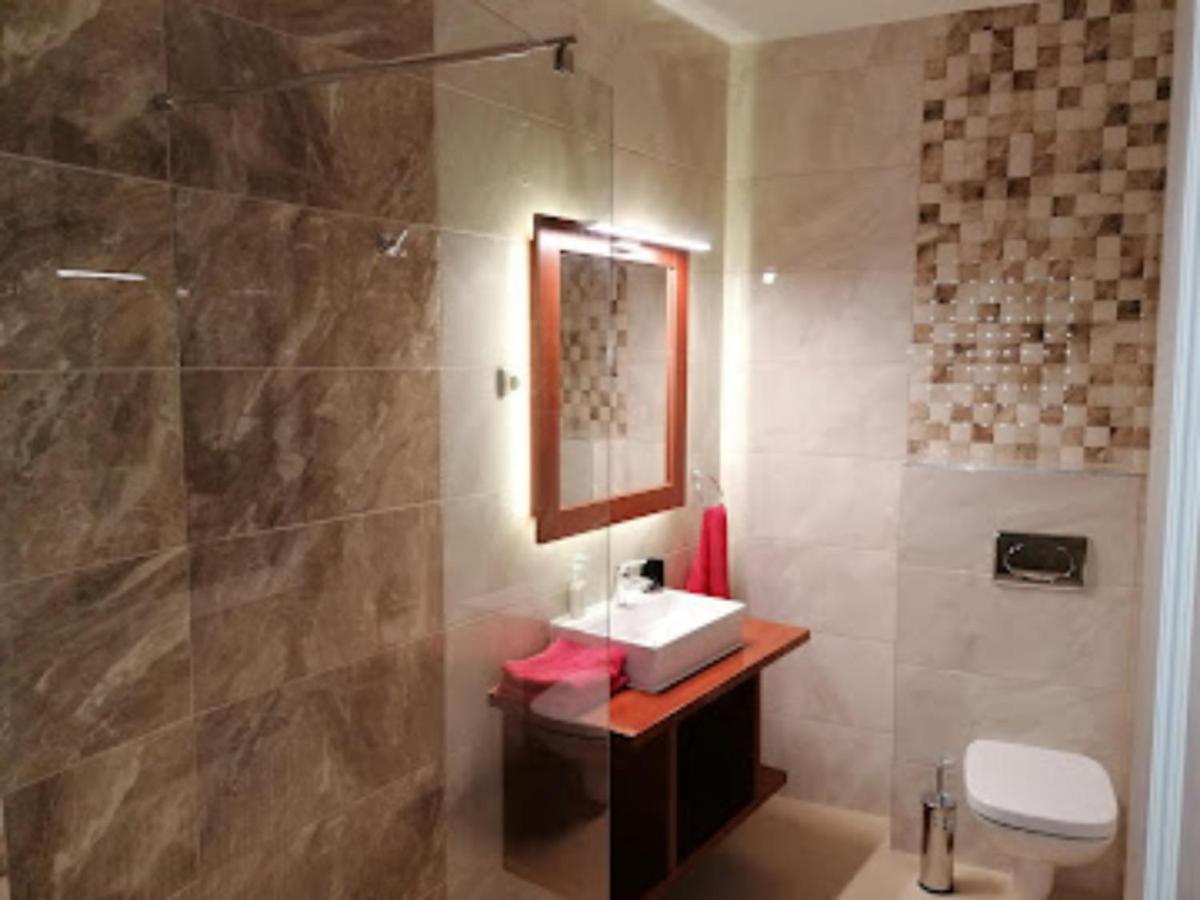 Staff Guest House Nyíregyháza Zewnętrze zdjęcie